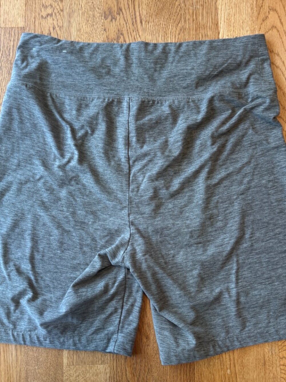 American Eagle Gray Space Dye Biker Shorts Size XL - Picture 3 of 10